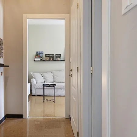 Golden Skyview From San Martino By Wonderful Italy Appartement Gênes